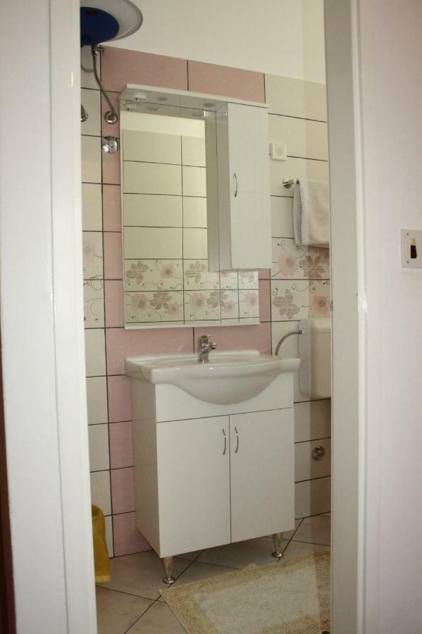 Guesthouse Matusan'S Place Banjol Zewnętrze zdjęcie