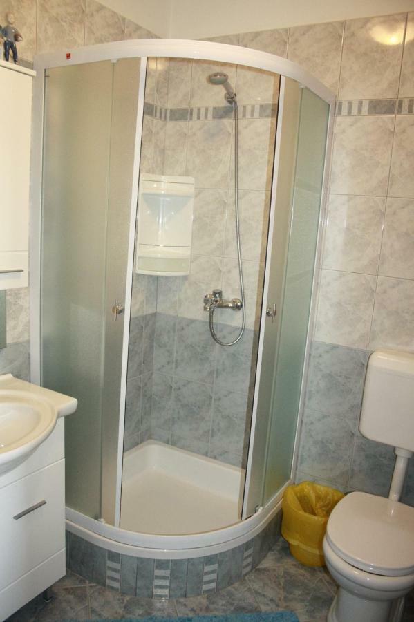 Guesthouse Matusan'S Place Banjol Zewnętrze zdjęcie